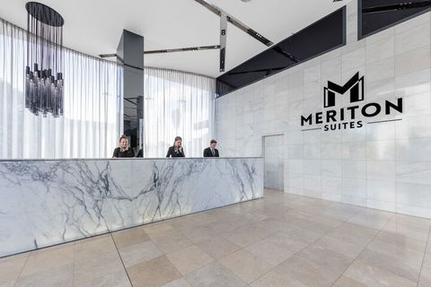 Meriton Suites Mascot Central - Accommodation in Bendigo 3