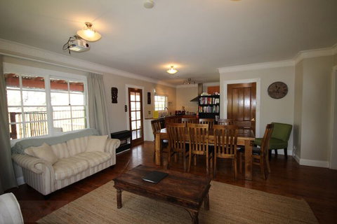 Lily May Cottage - Accommodation in Bendigo 2