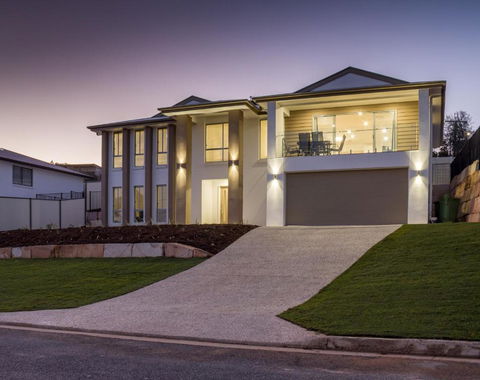 Brand New Executive Living - Accommodation in Bendigo 2