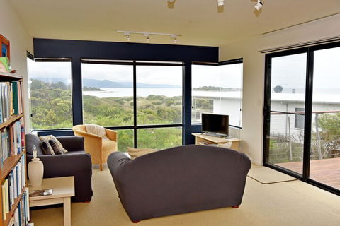 Redbill Drive House - Accommodation in Bendigo 7
