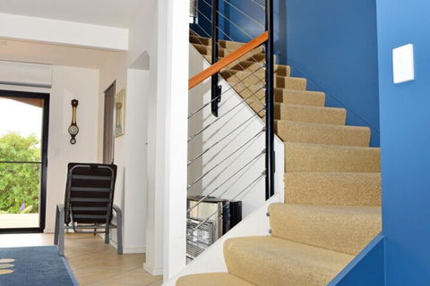 Redbill Drive House - Accommodation in Bendigo 1