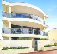 Ultimate Esplanade 3 Storey Experience WiFi - Accommodation in Bendigo