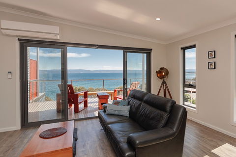 Whale Watcher 2 - Accommodation in Bendigo 5