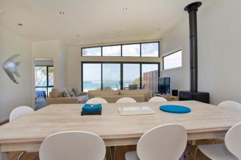 Earth Sea Sky - Accommodation in Bendigo 6
