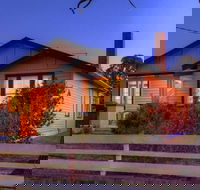 Grace's Spa Cottage - Accommodation in Bendigo