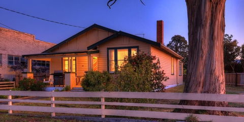 Grace's Spa Cottage - Accommodation in Bendigo 0