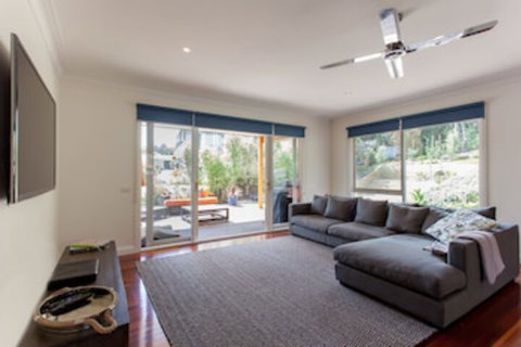 Lady Nelson - Accommodation in Bendigo 0