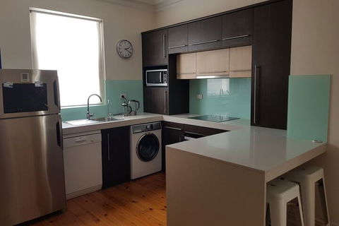 Stay On Sussex - Accommodation in Bendigo 4