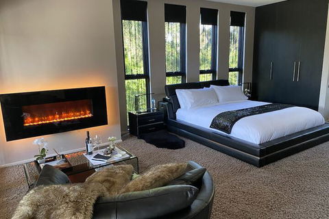 AmarÃ© Beachside Luxury - Accommodation in Bendigo 1