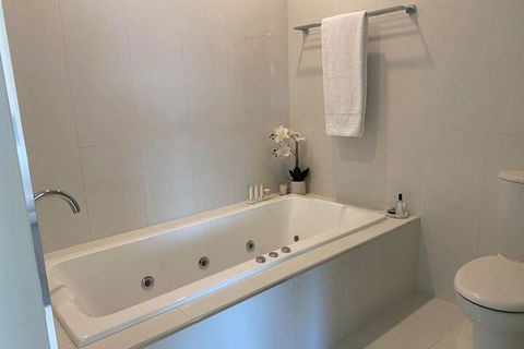 AmarÃ© Beachside Luxury - Accommodation in Bendigo 6