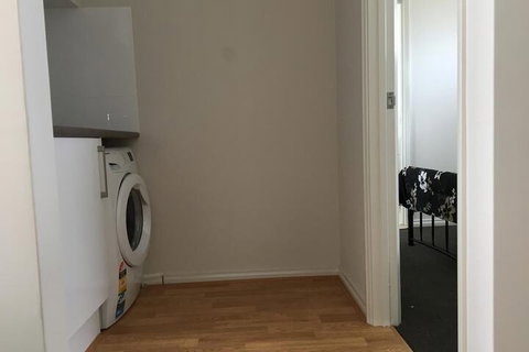 Apartment In Queens Park - Accommodation in Bendigo 3