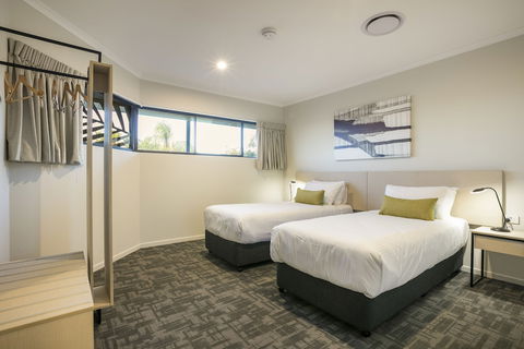 Nightcap At Kawana Waters Hotel - Accommodation in Bendigo 6