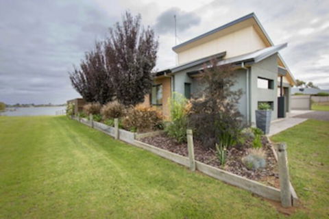 Casa Del Lago - Accommodation in Bendigo 0