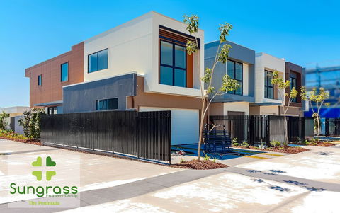 The Peninsula At Hope Island - Accommodation in Bendigo 3