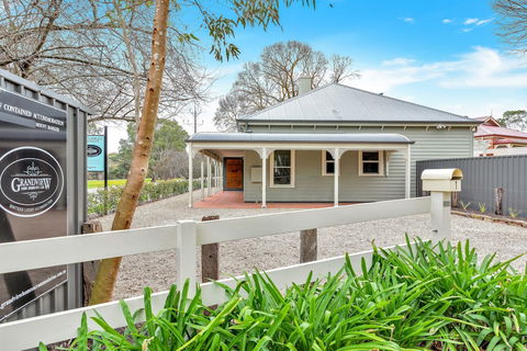 Grandview Accommodation - The Flaxley Apartments - Accommodation in Bendigo 5