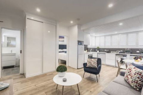 Quiet Spacious Apt With AIR CONDITIONING & Netflix - Accommodation in Bendigo 0
