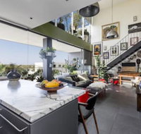 Waterloo Two Storey Garden Penthouse Apartment - Accommodation in Bendigo