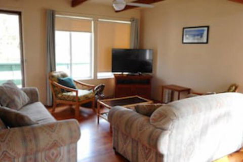 Villa Davoll At Hat Head - Accommodation in Bendigo 0