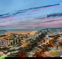 Glenelg Skyline Beachfront Penthouse Adelaide - Accommodation in Bendigo