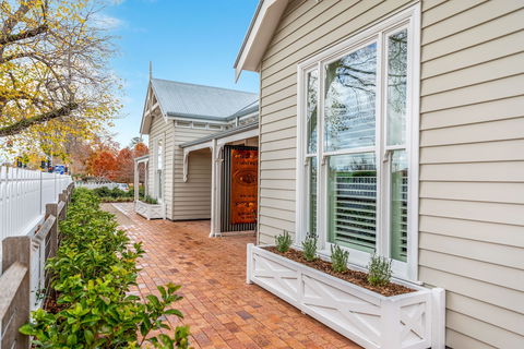 Grandview Accommodation - The Elm Tree Apartments - Accommodation in Bendigo 3