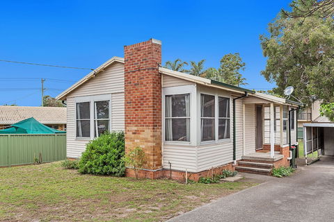 Cromarty Crescent 12 - Accommodation in Bendigo 1