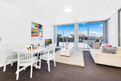 Contemporary Apartment Living - Accommodation in Bendigo 0