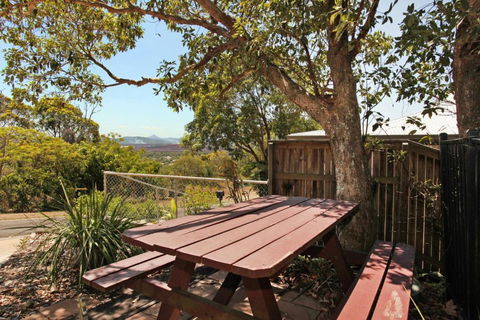 56 Millen Crt Coolum Beach Pet Friendly Linen Included - Accommodation in Bendigo 2