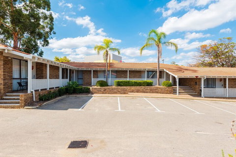 Nightcap At Wanneroo Tavern - Accommodation in Bendigo 3