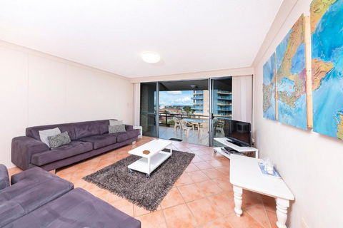 Sandbar Unit 402 1 3 Head Street - Accommodation in Bendigo 5