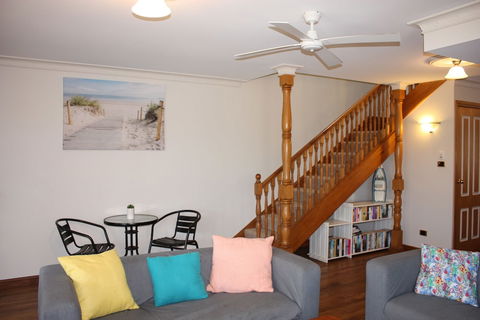 Birchgrove Terrace Unit 6 - Accommodation in Bendigo 1