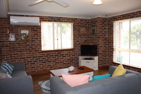 Birchgrove Terrace Unit 6 - Accommodation in Bendigo 4
