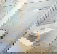 TRANQUILO BEACH HOUSE - Accommodation in Bendigo