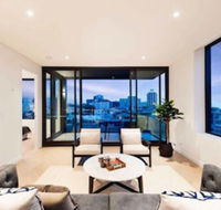 Brand New Lux Water View 3bd with Parking - Accommodation in Bendigo