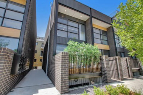 Accommodate Canberra - Parbery - Accommodation in Bendigo 0