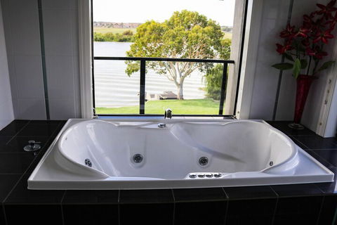 River Devine Murray Bridge - Accommodation in Bendigo 3