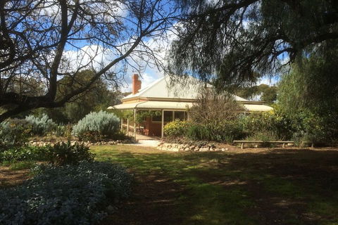 Thalia Getaway Villa - Accommodation in Bendigo 0