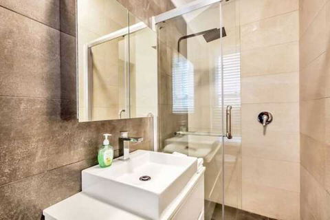 3 Bedroom Terrace At Harbour Bridge - Accommodation in Bendigo 5