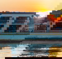 Ulverstone Waterfront Apartments - Accommodation in Bendigo