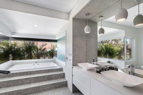 La Luna Shoal Bay - Accommodation in Bendigo 4