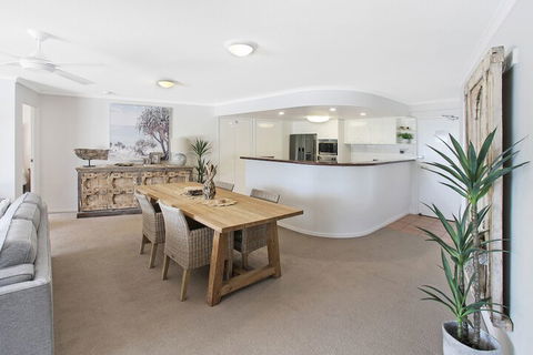 Cotton Tree Absolute Waterfront - Accommodation in Bendigo 7