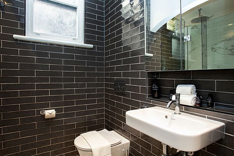 Urban Rest The Miller - Accommodation in Bendigo 4