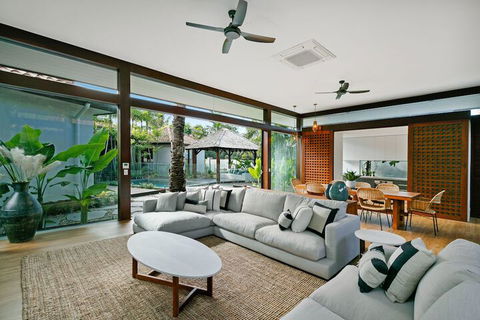 ESPRIT 2 PALM COVE BRAND NEW - Accommodation in Bendigo 4