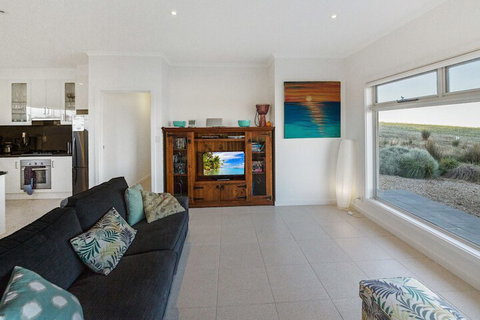 Fleurieu Coastal Retreat Lot 150 Myponga Beach Road - Accommodation in Bendigo 6