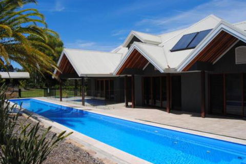 Colorado Beauty Nestled In The Heart Of Bonville - Accommodation in Bendigo 6