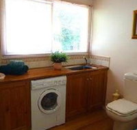 Australian Home Away at Eltham Venn Cottage - Accommodation in Bendigo