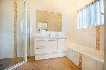 Coffs Beach Houses - Accommodation in Bendigo 6