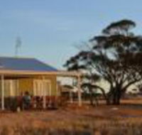 Marys Farm Cottages - Accommodation in Bendigo