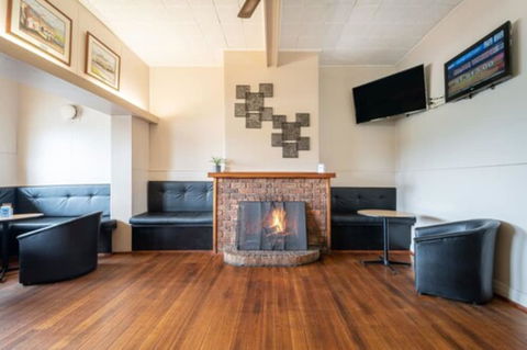 The Bridge - Accommodation in Bendigo 2