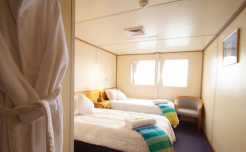 Reef Encounter - Accommodation in Bendigo 1