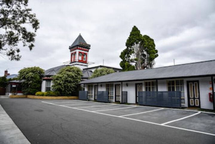 Lenah Valley TAS Accommodation in Bendigo